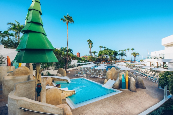 Imagen general del Hotel Iberostar Waves Bouganville Playa. Foto 2