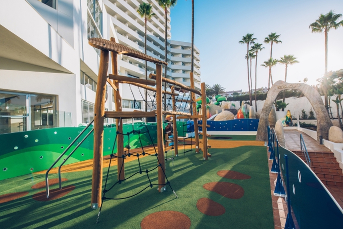 Imagen general del Hotel Iberostar Waves Bouganville Playa. Foto 5