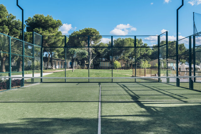 Imagen de los exteriores del Hotel Iberostar Waves Club Cala Barca. Foto 14