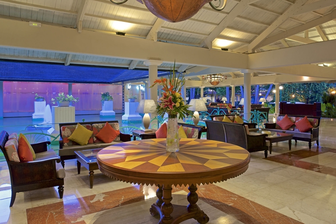 Imagen de los interiores del Hotel Iberostar Waves Dominicana - All Inclusive. Foto 14