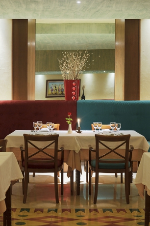 Imagen del bar/restaurante del Hotel Iberostar Waves Founty Beach. Foto 4