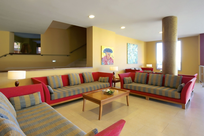 Imagen de los interiores del Hotel Iberostar Waves Gaviotas Park. Foto 12