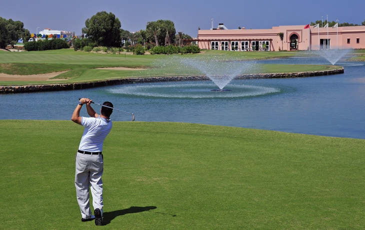 Imagen de los exteriores del Hotel Iberostar Waves Saïdia. Foto 10