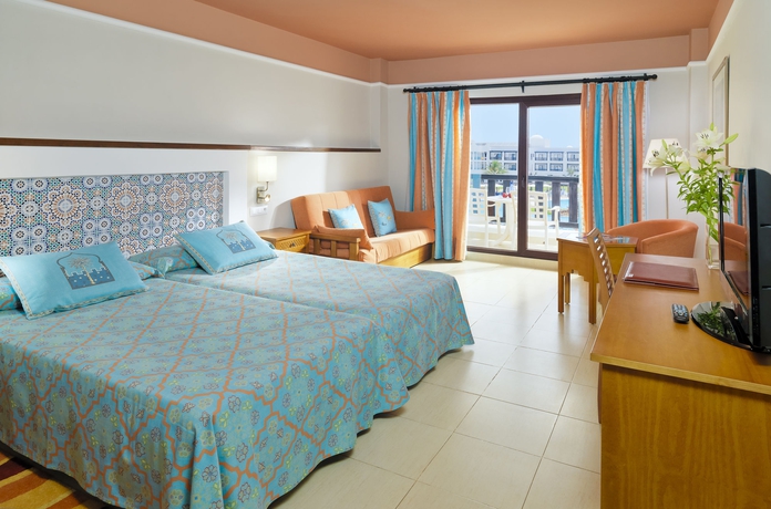 Imagen de la habitación del Hotel Iberostar Waves Saïdia. Foto 9