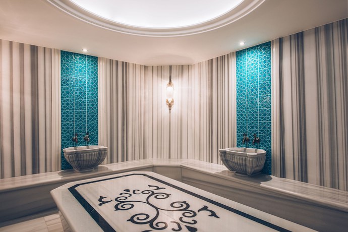 Imagen de la piscina del Hotel Iberostar Waves Slavija. Foto 18