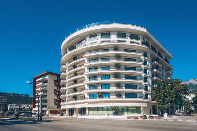 Imagen general del Hotel Iberostar Waves Slavija. Foto 1