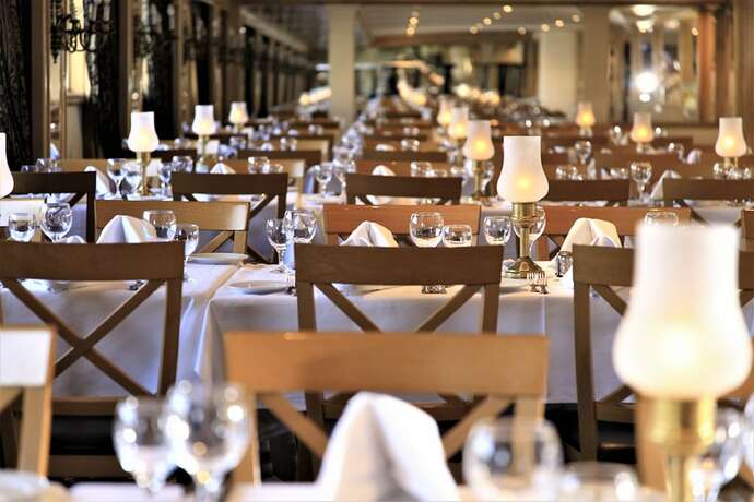 Imagen del bar/restaurante del Hotel Iberotel Crown Emperor Nile Cruise - Every Thursday From Luxor For 07 And 04 Nights - Every Monday F. Foto 13