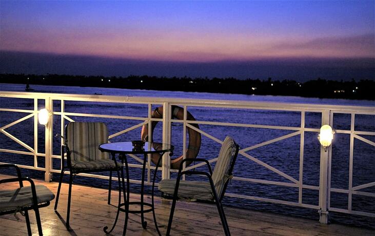 Imagen general del Hotel Iberotel Crown Emperor Nile Cruise - Every Thursday From Luxor For 07 And 04 Nights - Every Monday F. Foto 4