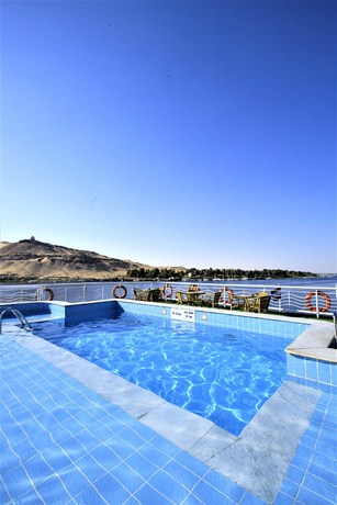 Imagen de la piscina del Hotel Iberotel Crown Empress Nile Cruise - Every Monday From Luxor For 07 And 04 Nights - Every Friday Fro. Foto 17