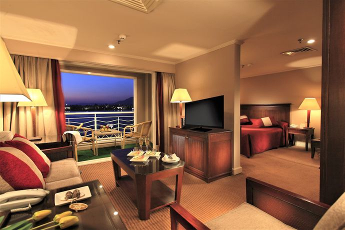 Imagen de la habitación del Hotel Iberotel Crown Empress Nile Cruise - Every Monday From Luxor For 07 And 04 Nights - Every Friday Fro. Foto 8