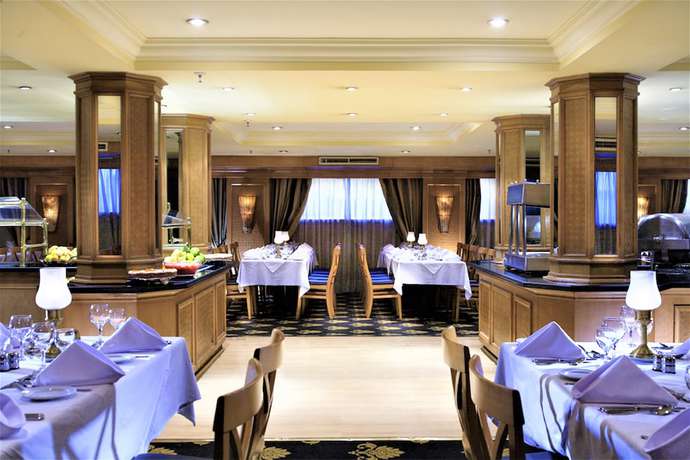 Imagen de la habitación del Hotel Iberotel Crown Empress Nile Cruise - Every Monday From Luxor For 07 And 04 Nights - Every Friday Fro. Foto 13