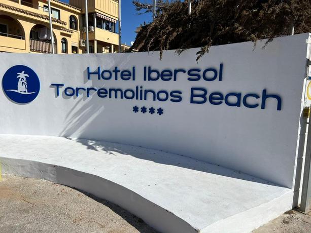 Imagen de los exteriores del Hotel Ibersol Torremolinos Beach. Foto 16