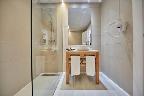 Imagen de la habitación del Hotel Ibersol Torremolinos Beach. Foto 12