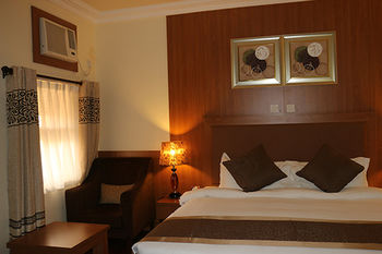 Imagen de la habitación del Hotel Ibeto Hotels. Foto 10