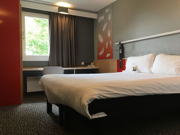 Imagen de la habitación del Hotel Ibis Abbeville. Foto 16
