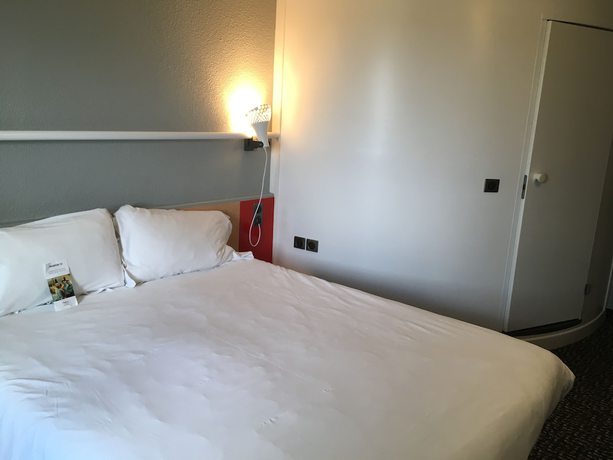 Imagen de la habitación del Hotel Ibis Abbeville. Foto 20