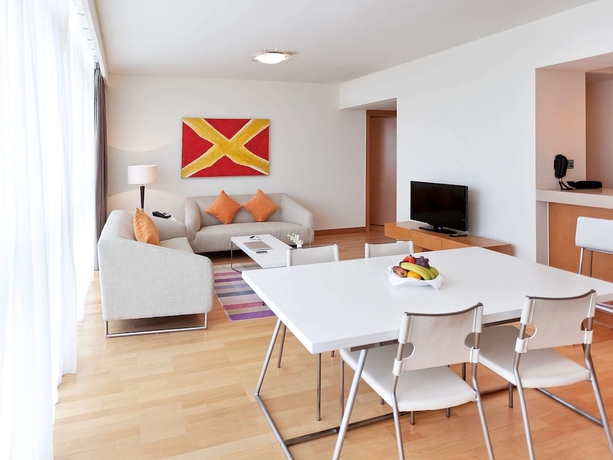 Imagen de la habitación del Hotel Ibis Abu Dhabi Gate. Foto 2