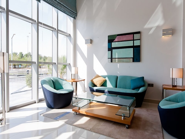 Imagen de los interiores del Hotel Ibis Abu Dhabi Gate. Foto 19