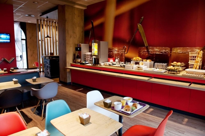 Imagen del bar/restaurante del Hotel Ibis Agen Centre. Foto 5