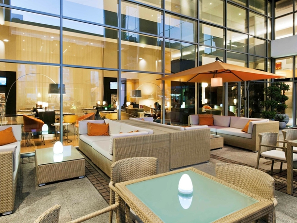 Imagen del bar/restaurante del Hotel Ibis Al Rigga. Foto 10