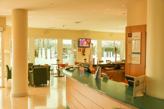 Imagen de los interiores del Hotel Ibis Alcalá De Henares La Garena. Foto 13