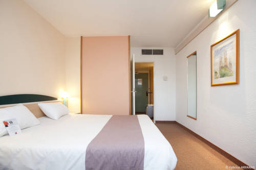 Imagen de la habitación del Hotel Ibis Ales Centre Ville. Foto 6