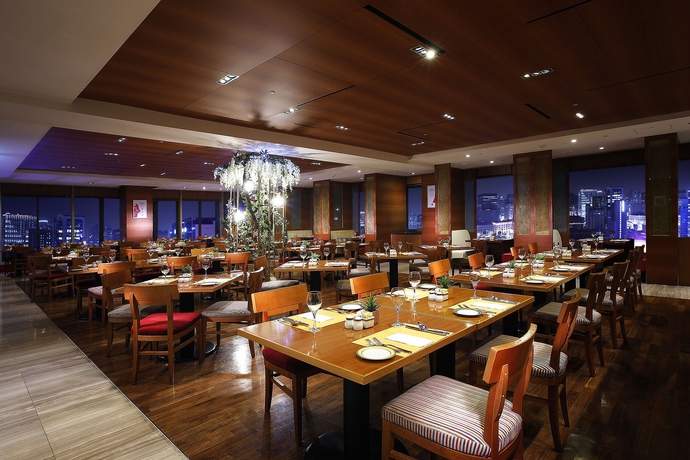 Imagen del bar/restaurante del Hotel Ibis Ambassador Seoul Myeongdong. Foto 2