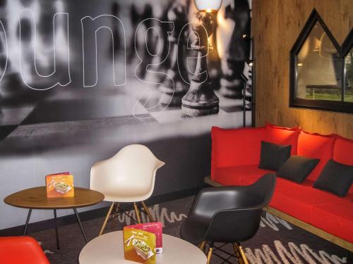 Imagen de los interiores del Hotel Ibis Amboise. Foto 13