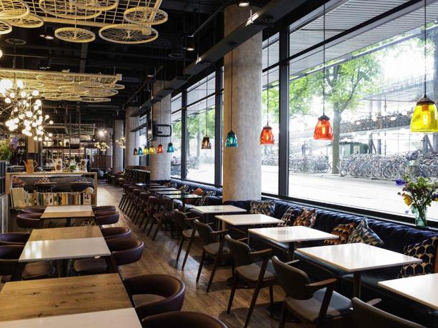 Imagen del bar/restaurante del Hotel Ibis Amsterdam Centre. Foto 3