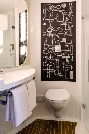 Imagen de la habitación del Hotel Ibis Amsterdam City West. Foto 16