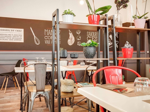 Imagen del bar/restaurante del Hotel Ibis Angers Centre Château. Foto 3