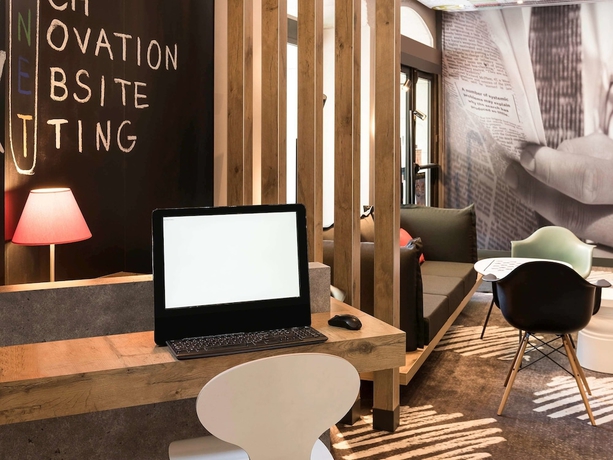 Imagen de los interiores del Hotel Ibis Angers Centre Château. Foto 19