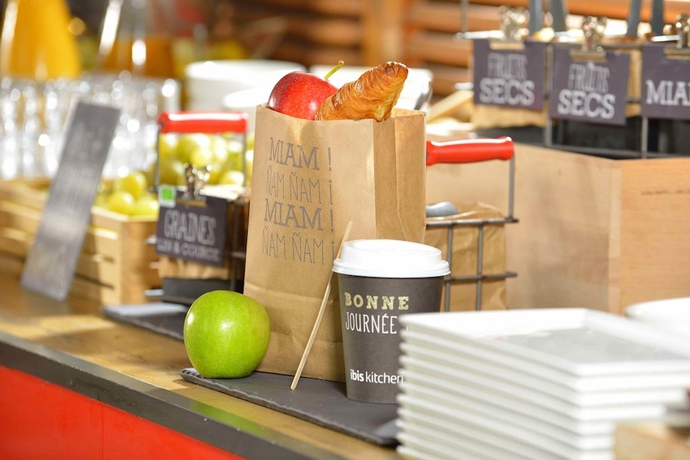 Imagen del bar/restaurante del Hotel Ibis Angouleme Nord. Foto 5