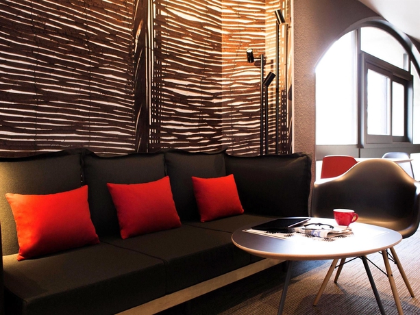 Imagen del bar/restaurante del Hotel Ibis Annecy Centre Vieille Ville. Foto 6