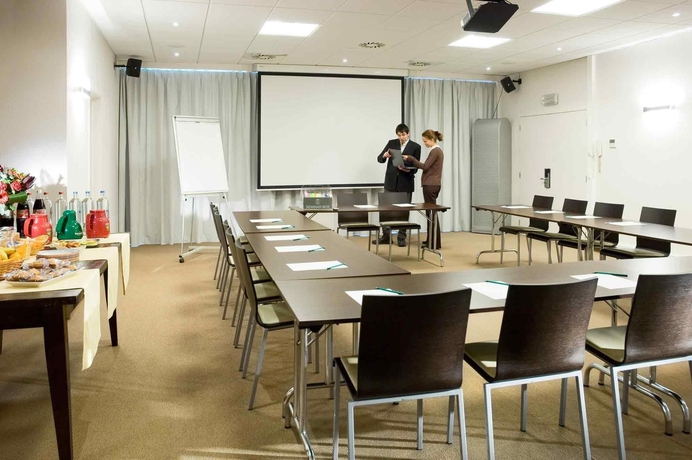 Imagen de los interiores del Hotel Ibis Antwerpen Centrum. Foto 9