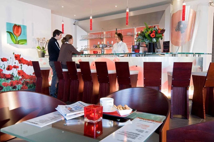 Imagen del bar/restaurante del Hotel Ibis Antwerpen Centrum. Foto 5