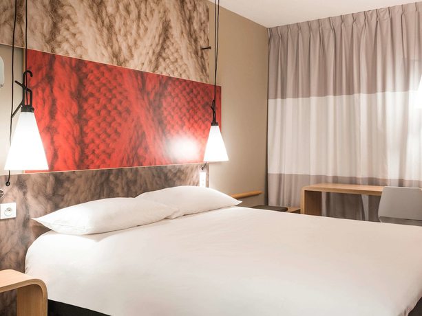 Imagen de la habitación del Hotel Ibis Apartado. Foto 10