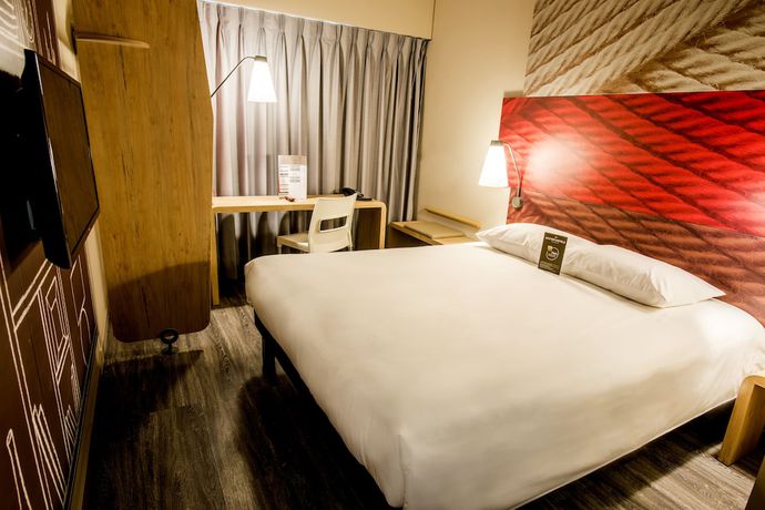 Imagen de la habitación del Hotel Ibis Apartado. Foto 15