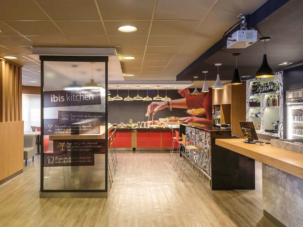 Imagen del bar/restaurante del Hotel Ibis Aracaju. Foto 5