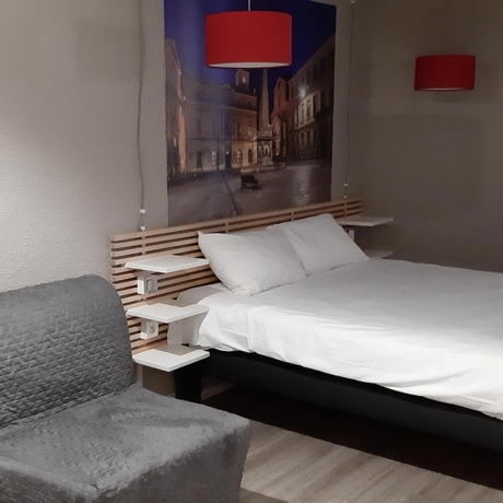 Imagen de la habitación del Hotel Ibis Arles. Foto 6