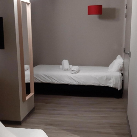 Imagen de la habitación del Hotel Ibis Arles. Foto 7