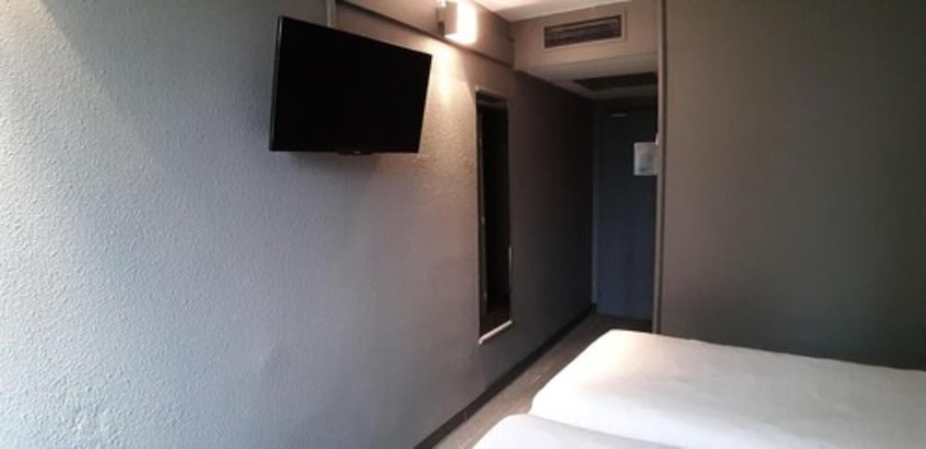 Imagen de la habitación del Hotel Ibis Arles. Foto 14