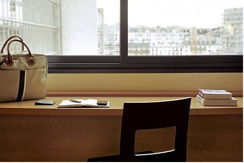 Imagen de la habitación del Hotel Ibis Aubenas. Foto 5