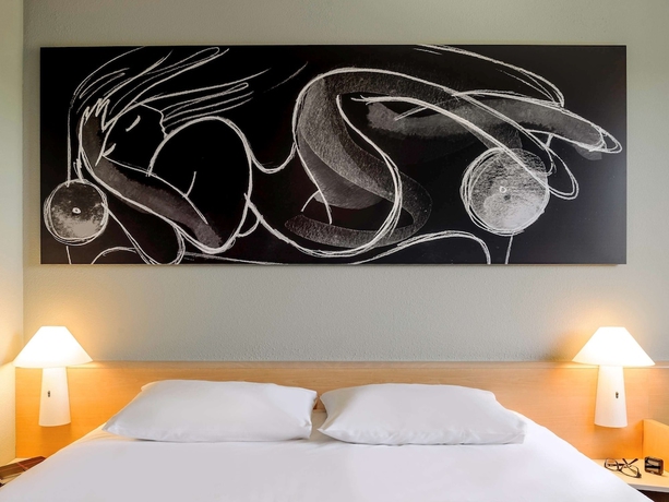 Imagen de la habitación del Hotel Ibis Augsburg Koenigsplatz. Foto 8