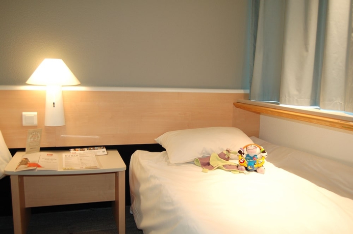 Imagen de la habitación del Hotel Ibis Auray. Foto 12