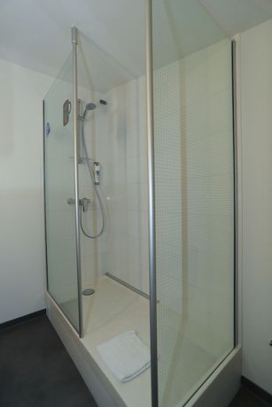 Imagen de la habitación del Hotel Ibis Aurillac. Foto 9