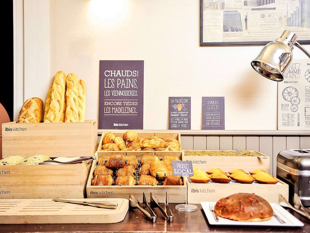 Imagen del bar/restaurante del Hotel Ibis Autun. Foto 5