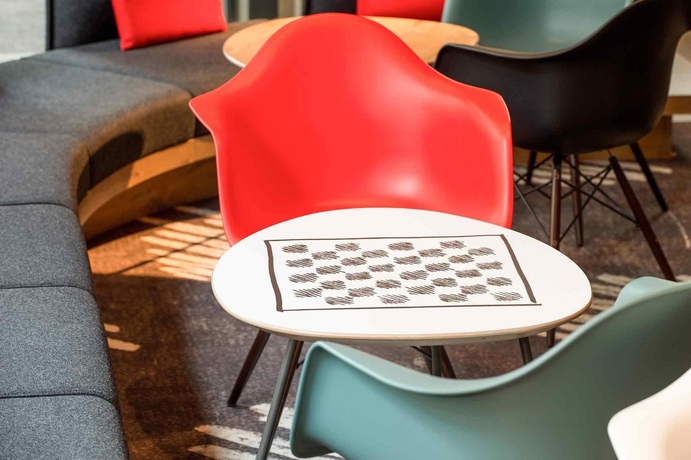 Imagen del bar/restaurante del Hotel Ibis Avignon Centre Gare. Foto 7