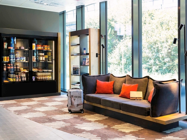 Imagen del bar/restaurante del Hotel Ibis Baden Neuenhof. Foto 6