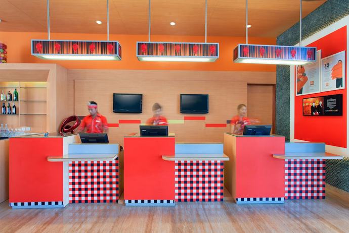 Imagen de los interiores del Hotel Ibis Bali Kuta. Foto 15